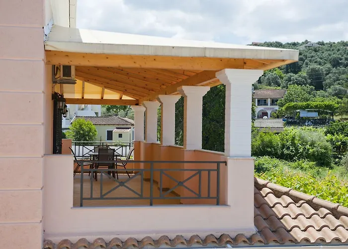 Anna * אצ'ארבי