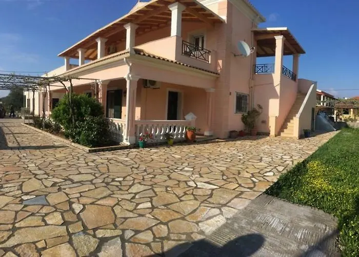 Anna * אצ'ארבי