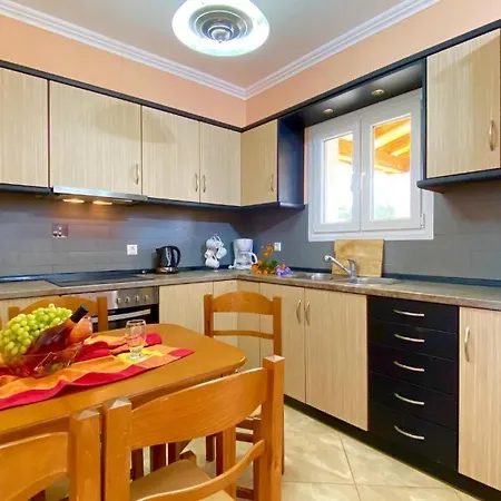 Anna Acharavi (Corfu)